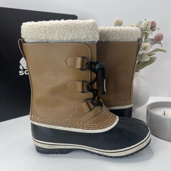 Sorel Yoot Pac TP Waterproof Boot Nylon Sherpa Black NY1963-013 Youth 5 Tried On - Picture 6 of 9